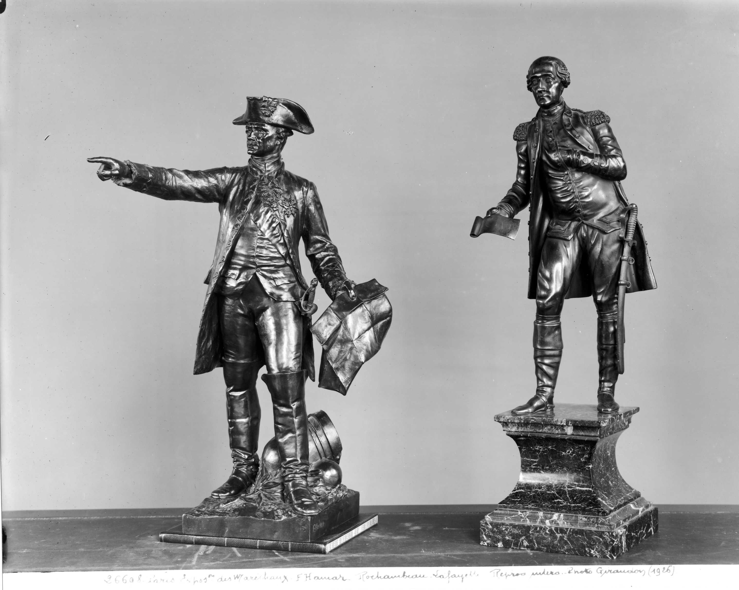 Statuettes 1926